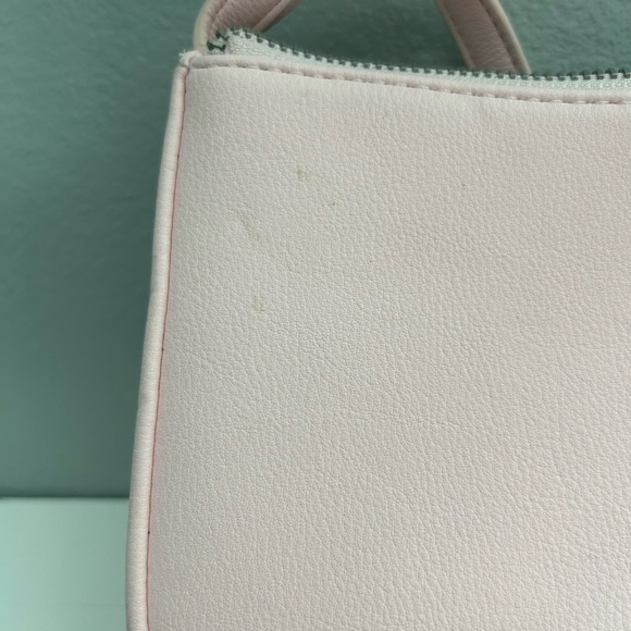 Brandy Melville Small Baby Pink Handbag - Picture 8 of 10
